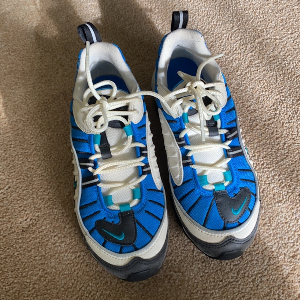 AirMax - Picture 2 of 3